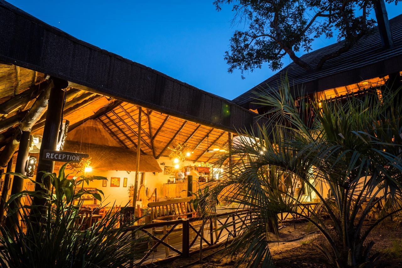Pezulu Tree House Lodge Ходспруит Екстериор снимка
