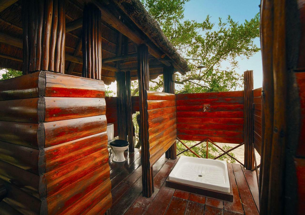 Pezulu Tree House Lodge Ходспруит Екстериор снимка